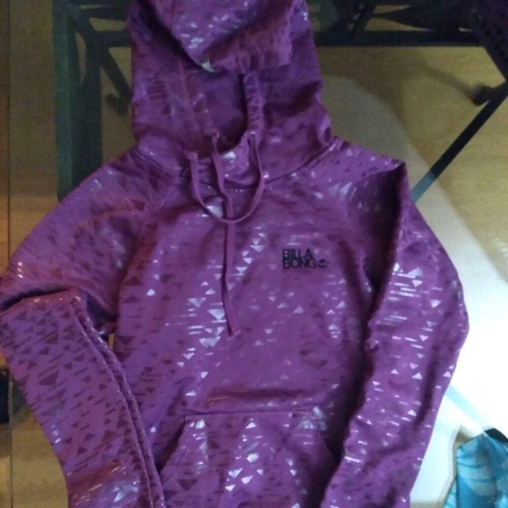 BN BillaBong Sweater